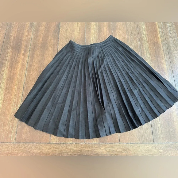 St. John sweater cape - Picture 9 of 11